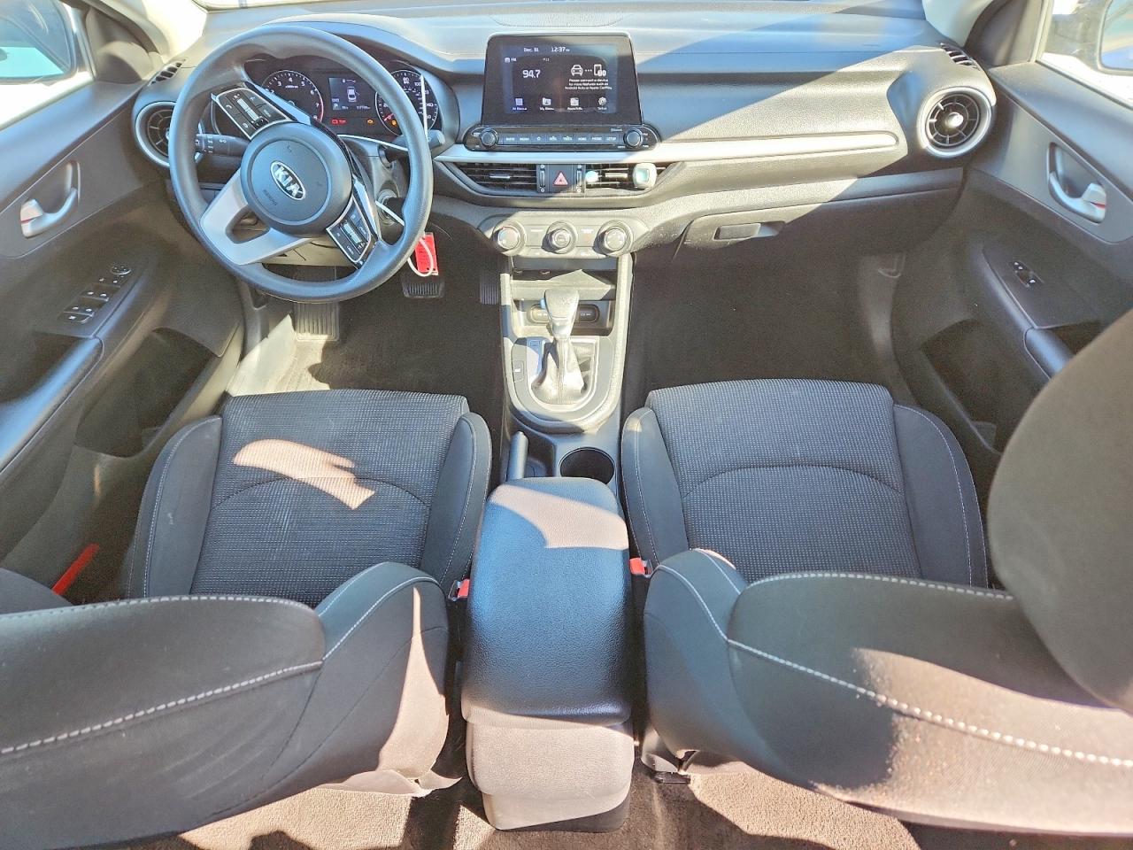 2020 KIA FORTE FE photo 8