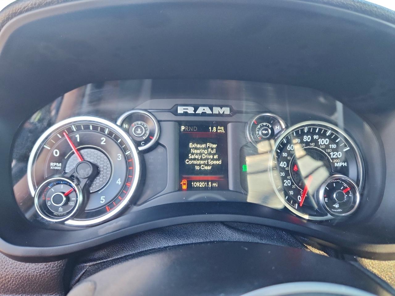 2022 RAM 3500 FLATBED TRUCK photo 9