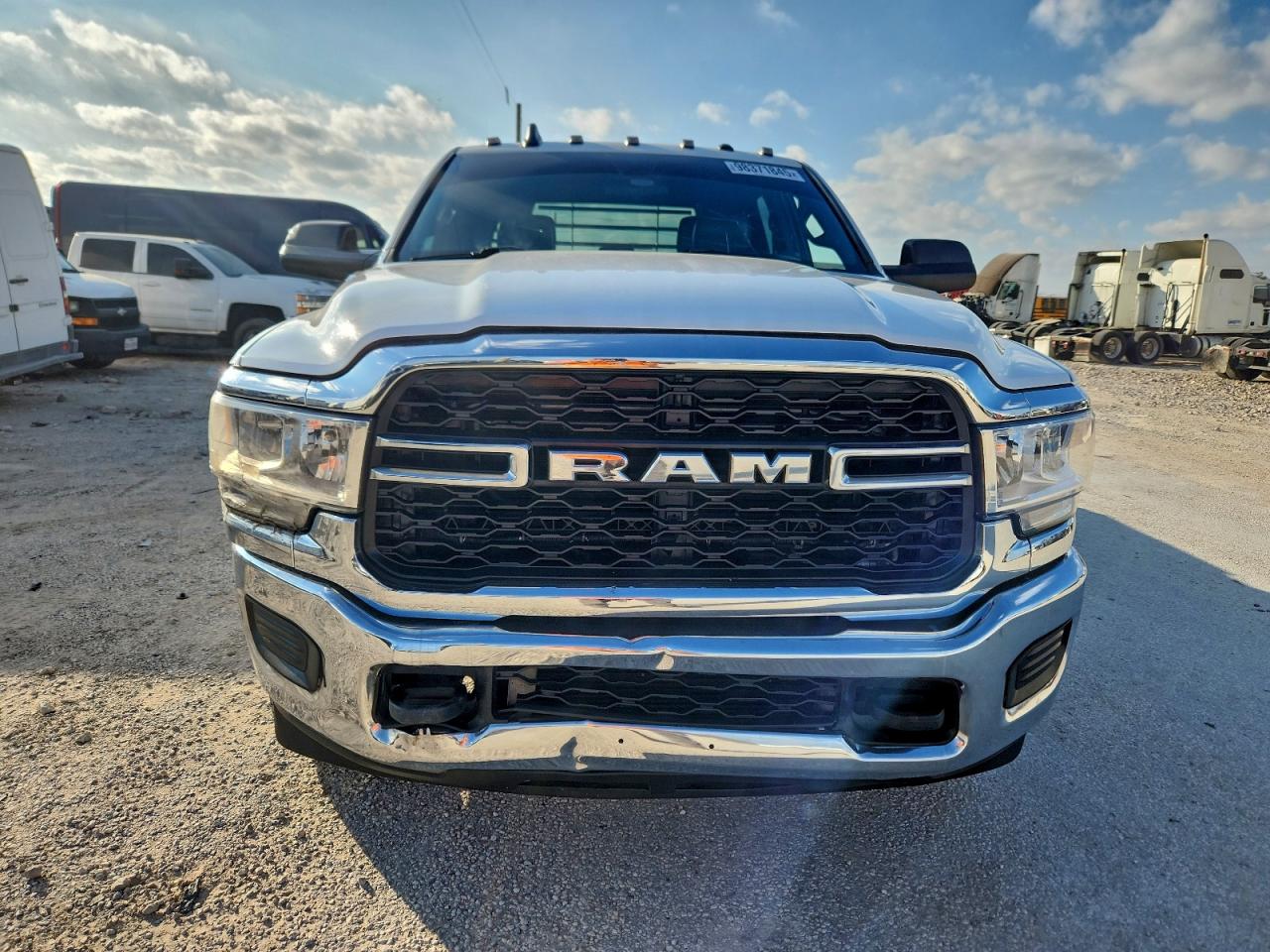 2022 RAM 3500 FLATBED TRUCK photo 5