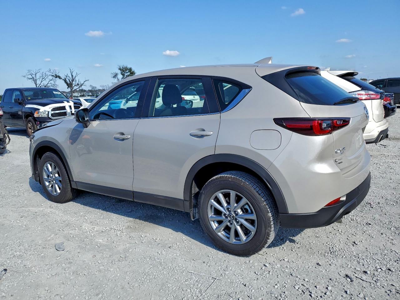 2025 MAZDA CX-5 photo 2