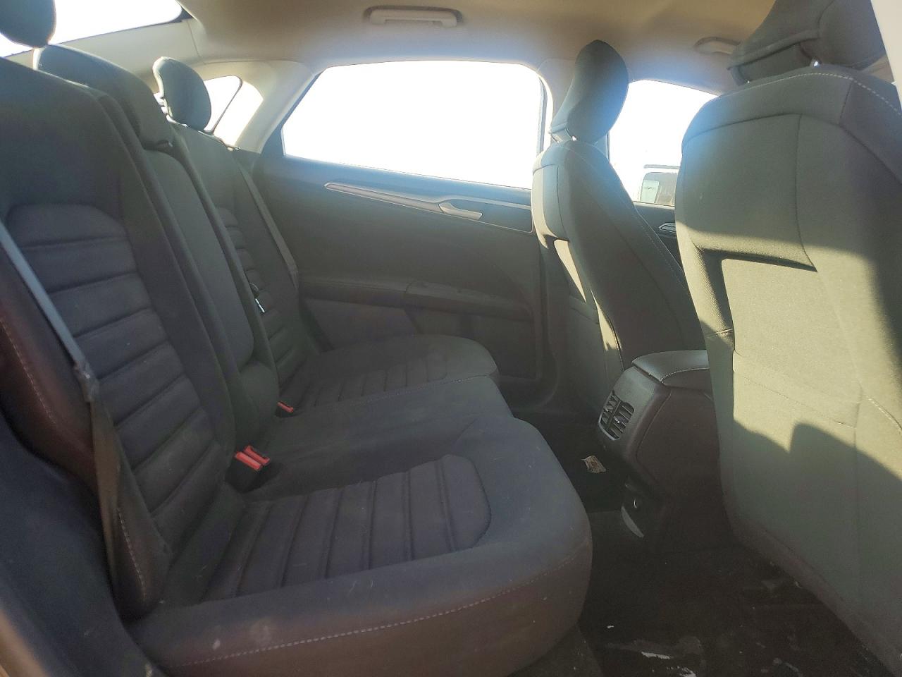 2018 FORD FUSION SE photo 10