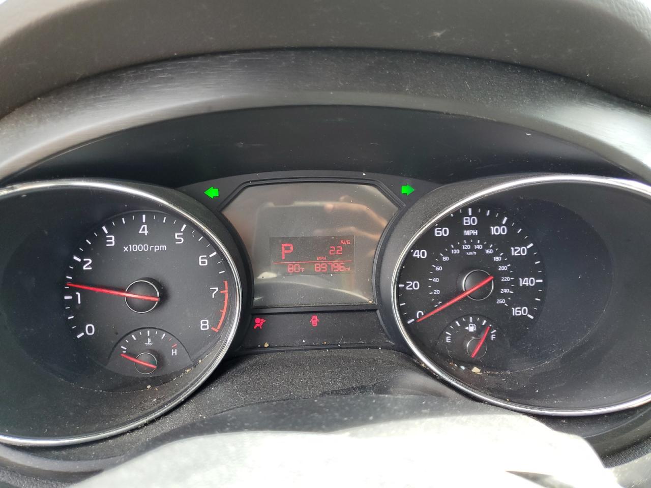 2017 KIA SEDONA LX photo 9