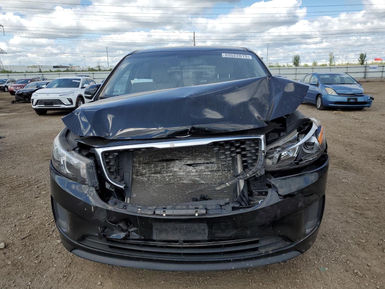 2017 KIA SEDONA LX photo 5