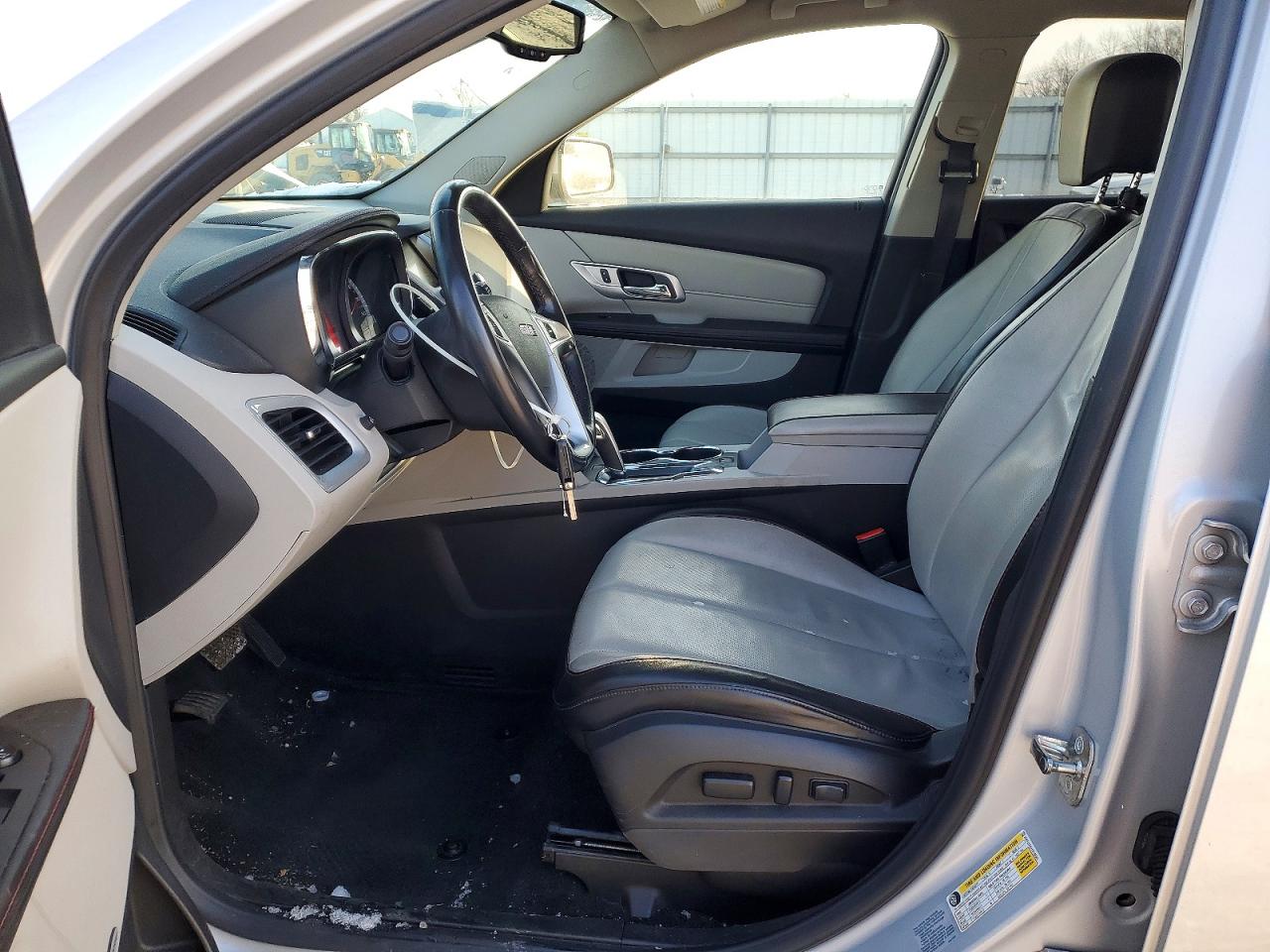2015 GMC TERRAIN SLT photo 7