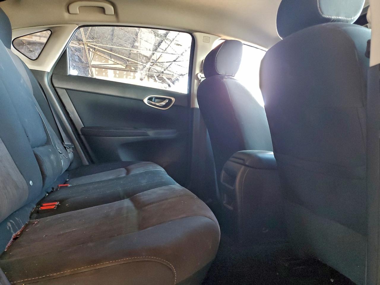2015 NISSAN SENTRA S photo 10