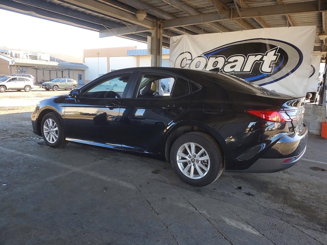 2025 TOYOTA CAMRY XSE photo 2