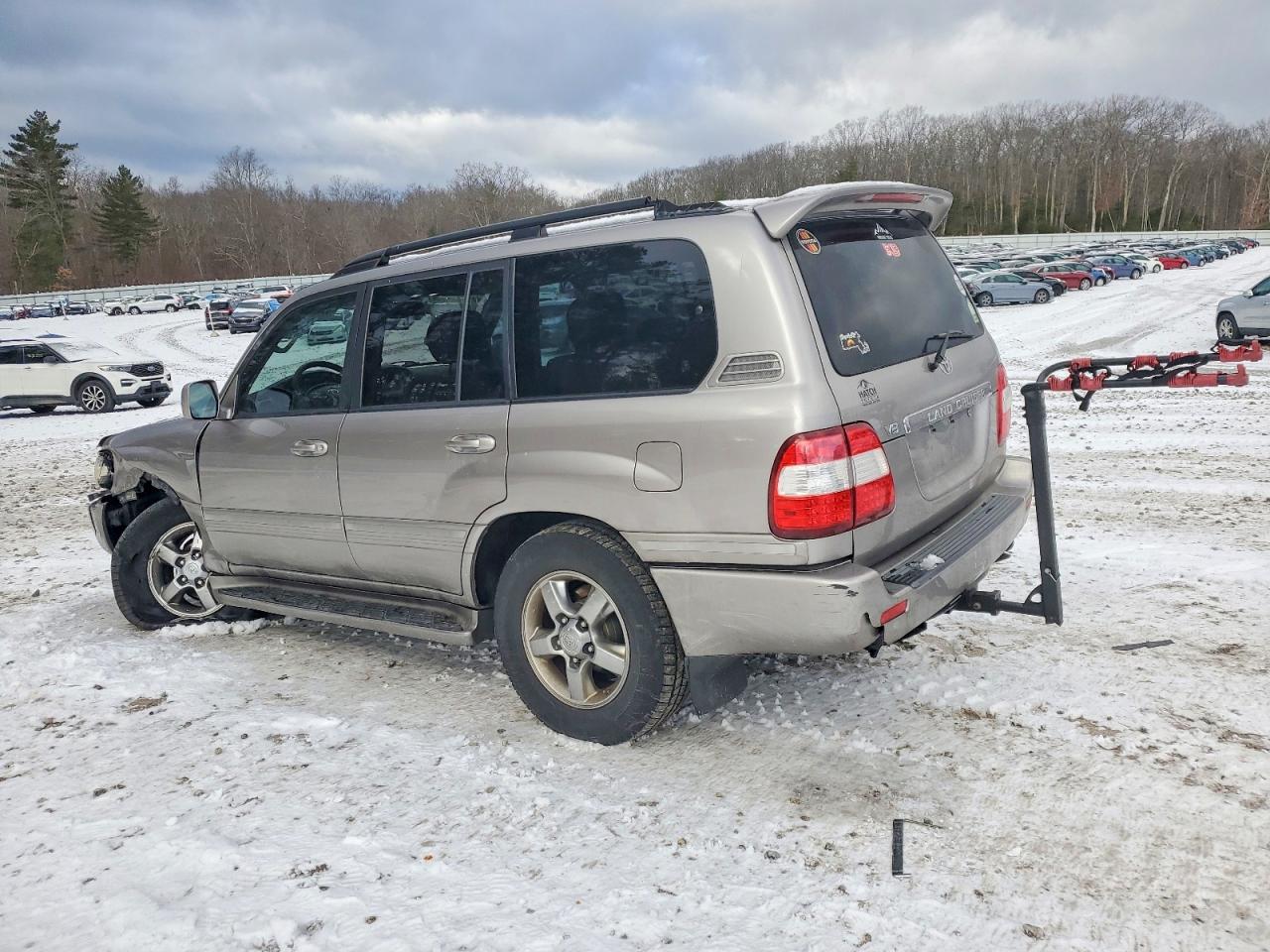 2006 TOYOTA LAND CRUISER photo 2