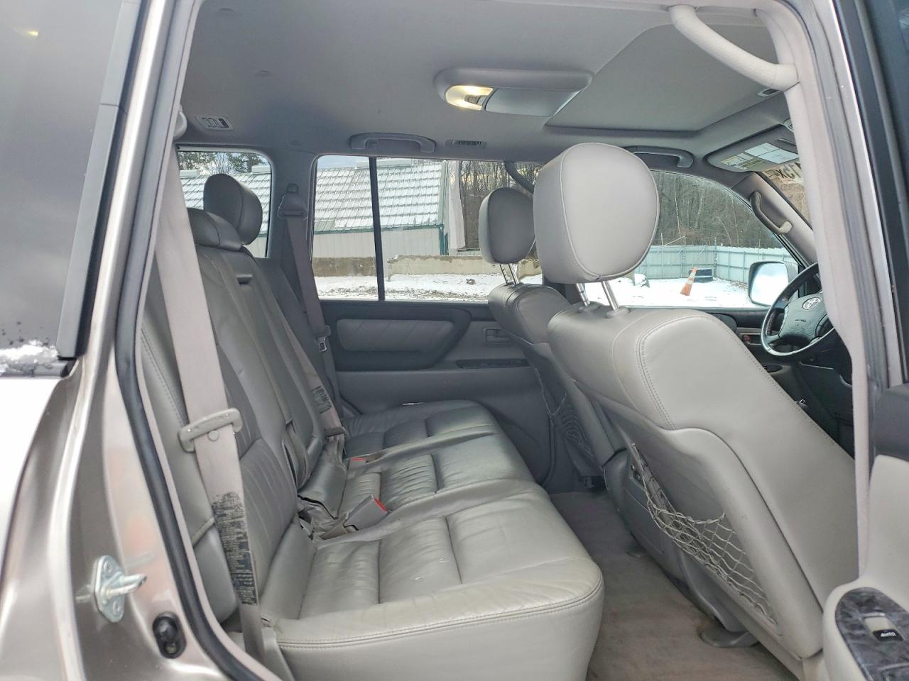 2006 TOYOTA LAND CRUISER photo 11