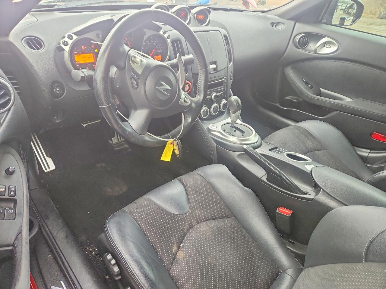 2013 NISSAN 370Z BASE photo 8