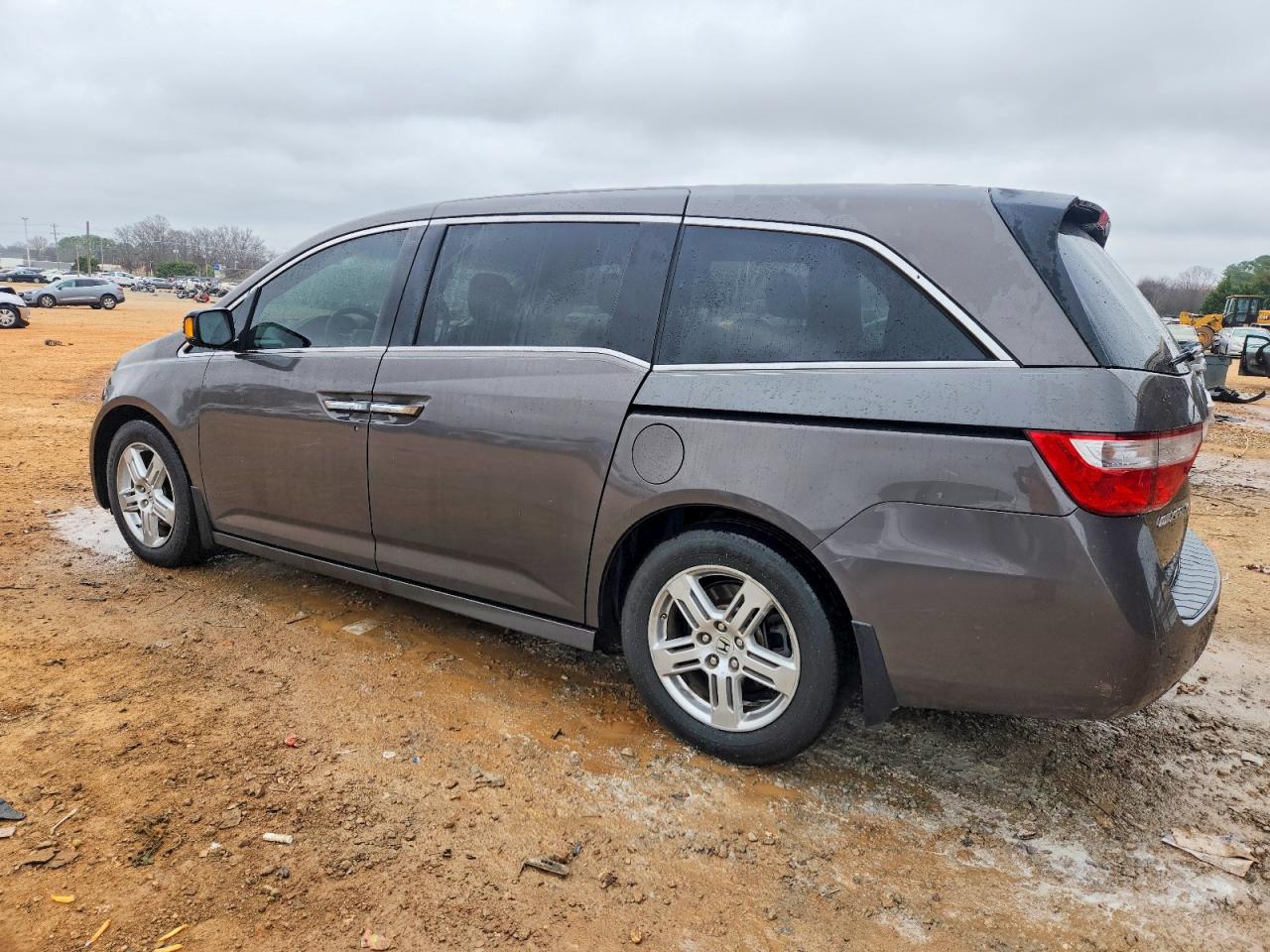 2012 HONDA ODYSSEY TOURING photo 2