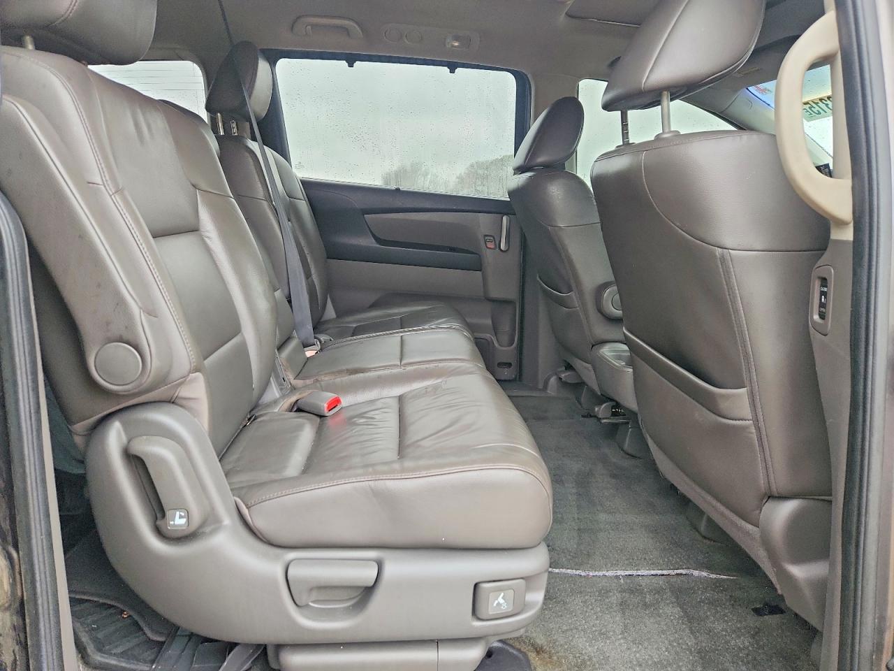 2012 HONDA ODYSSEY TOURING photo 11