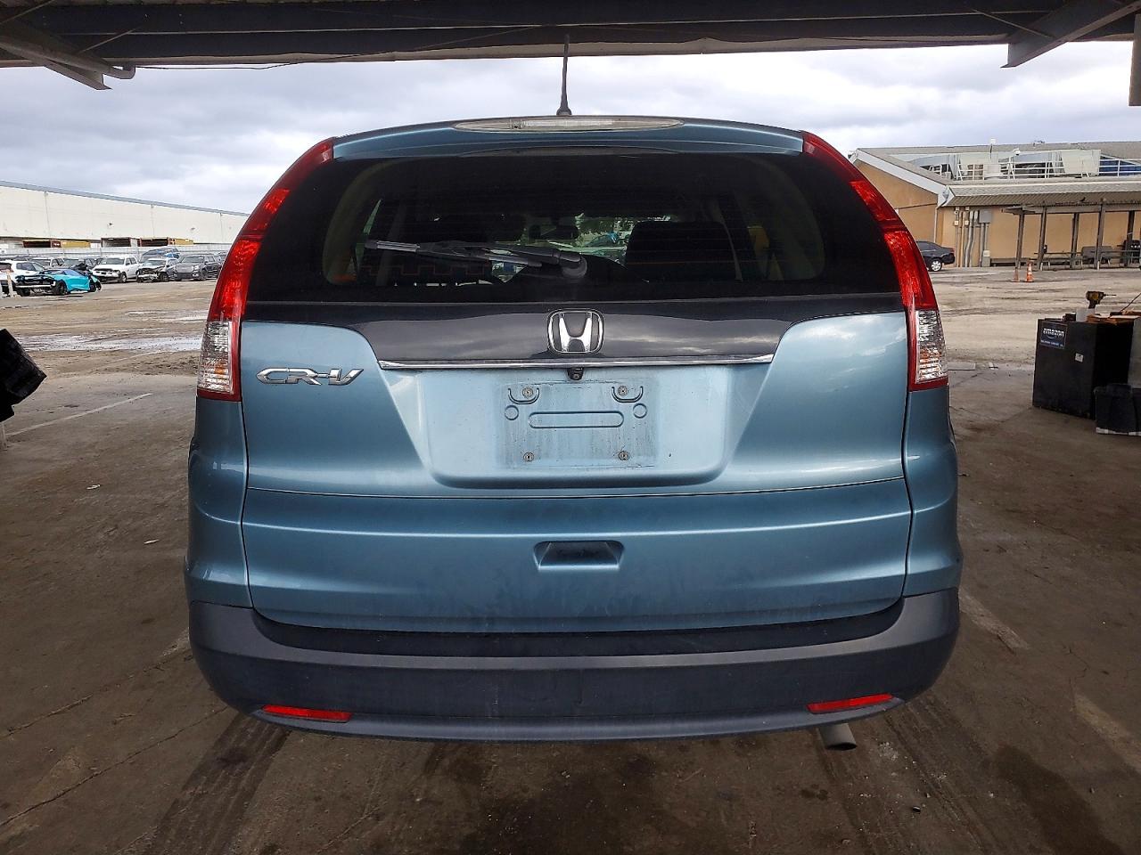 2013 HONDA CR-V LX photo 11