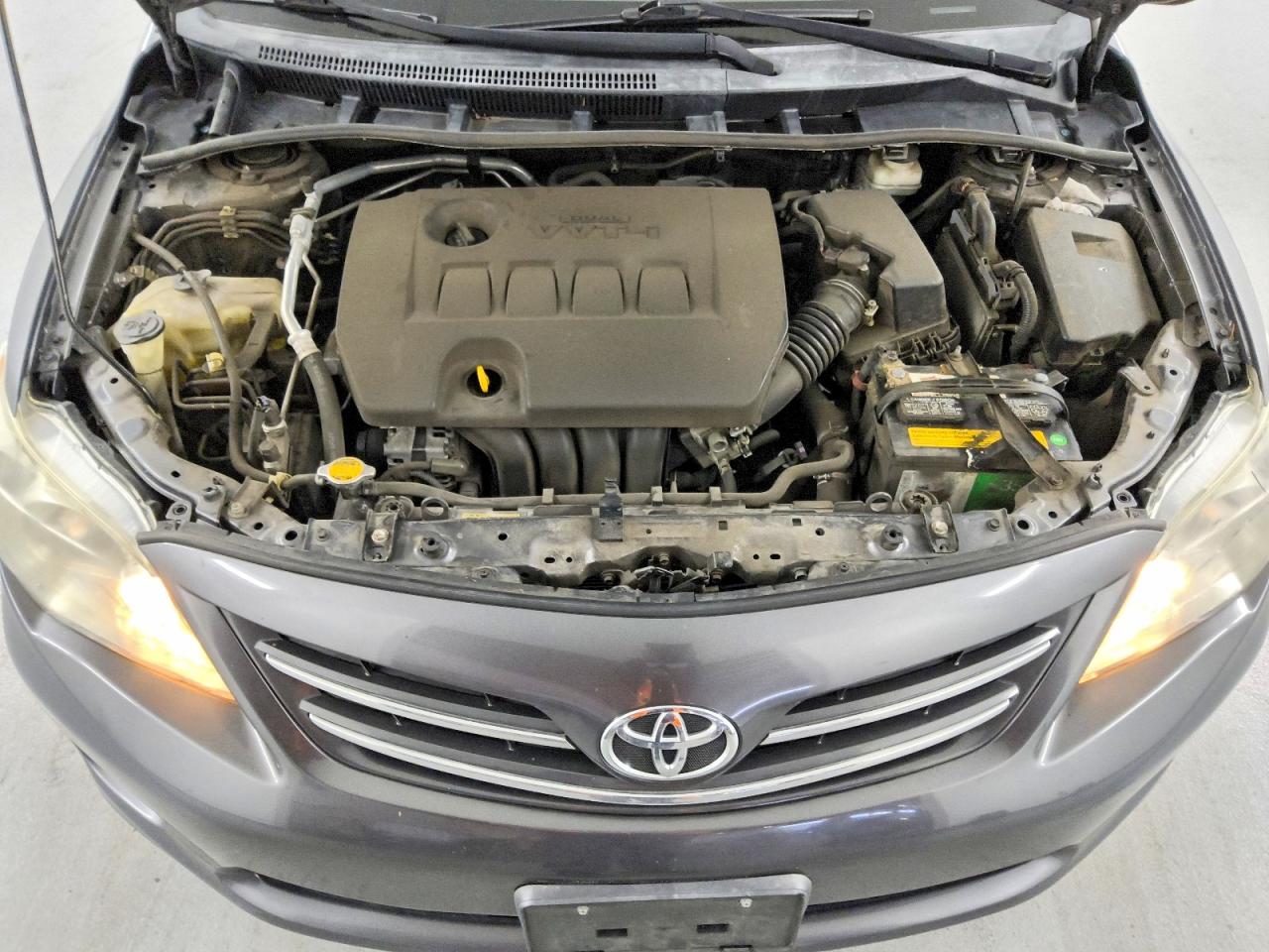 2013 TOYOTA COROLLA BASE photo 11