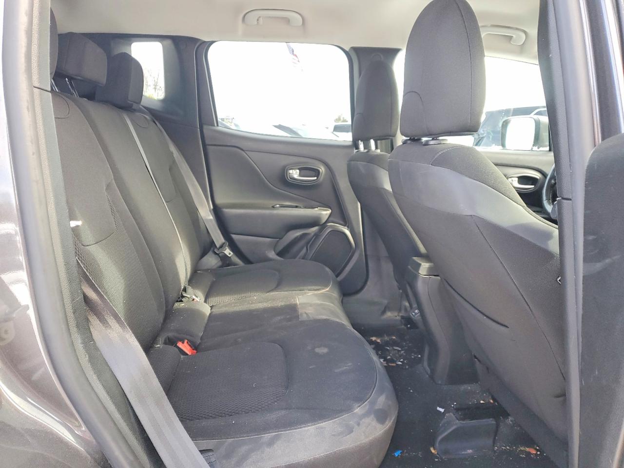 2020 JEEP RENEGADE LATITUDE photo 11