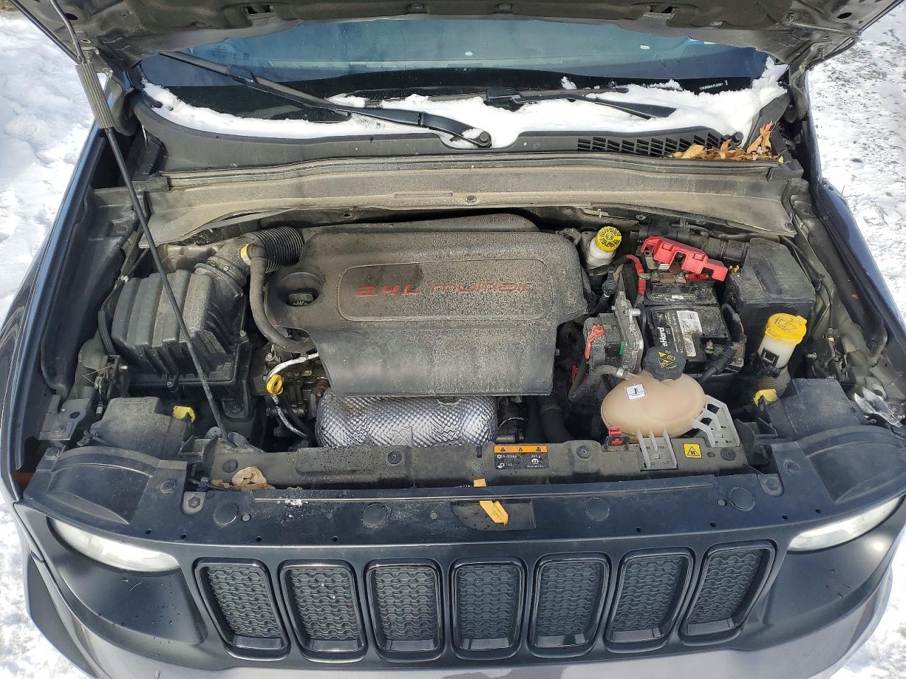 2020 JEEP RENEGADE LATITUDE photo 12