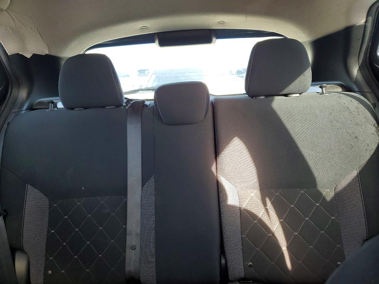 2019 NISSAN KICKS photo 10