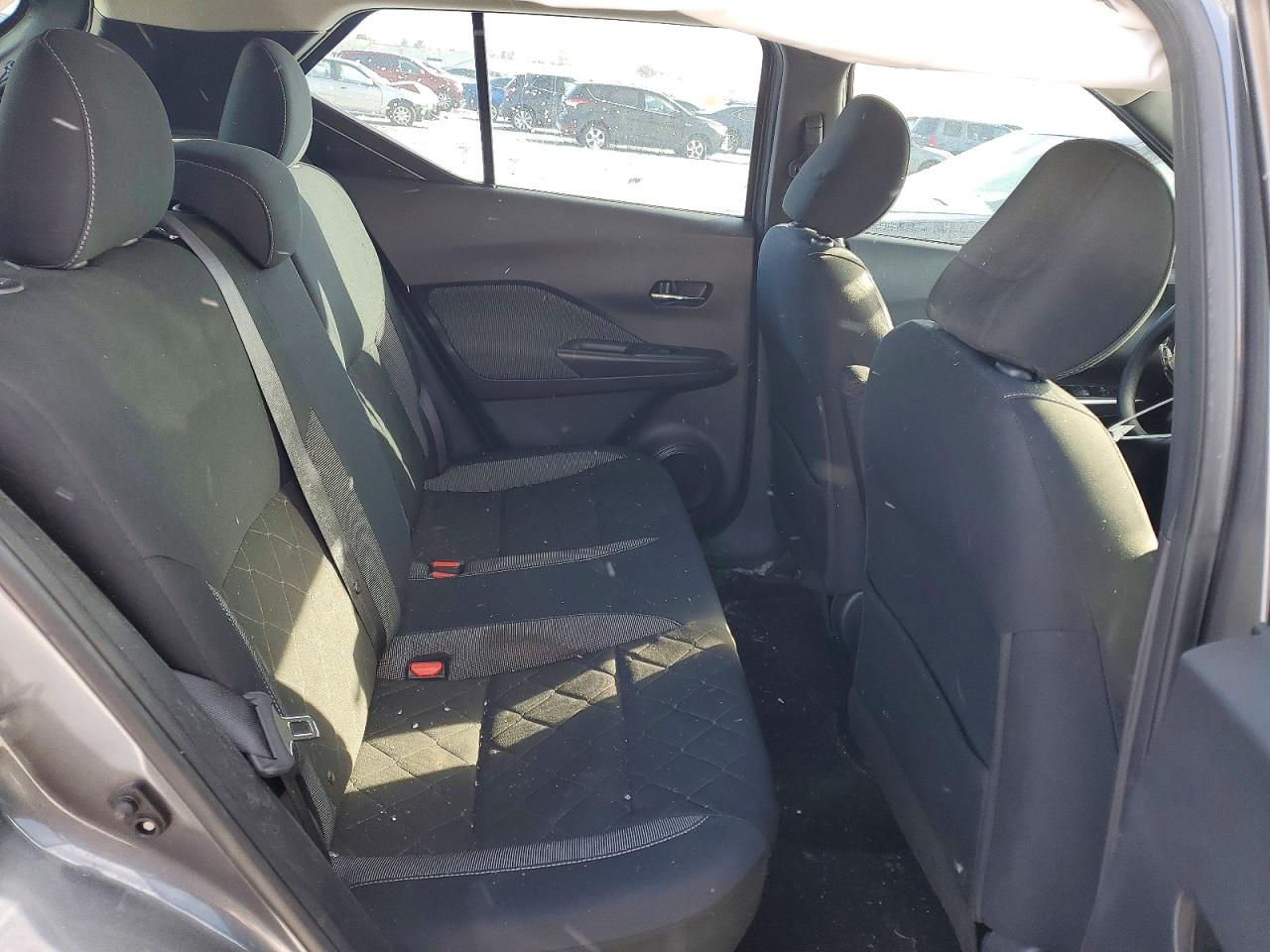 2019 NISSAN KICKS photo 11