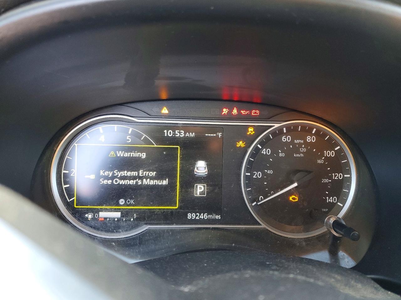 2019 NISSAN KICKS photo 9