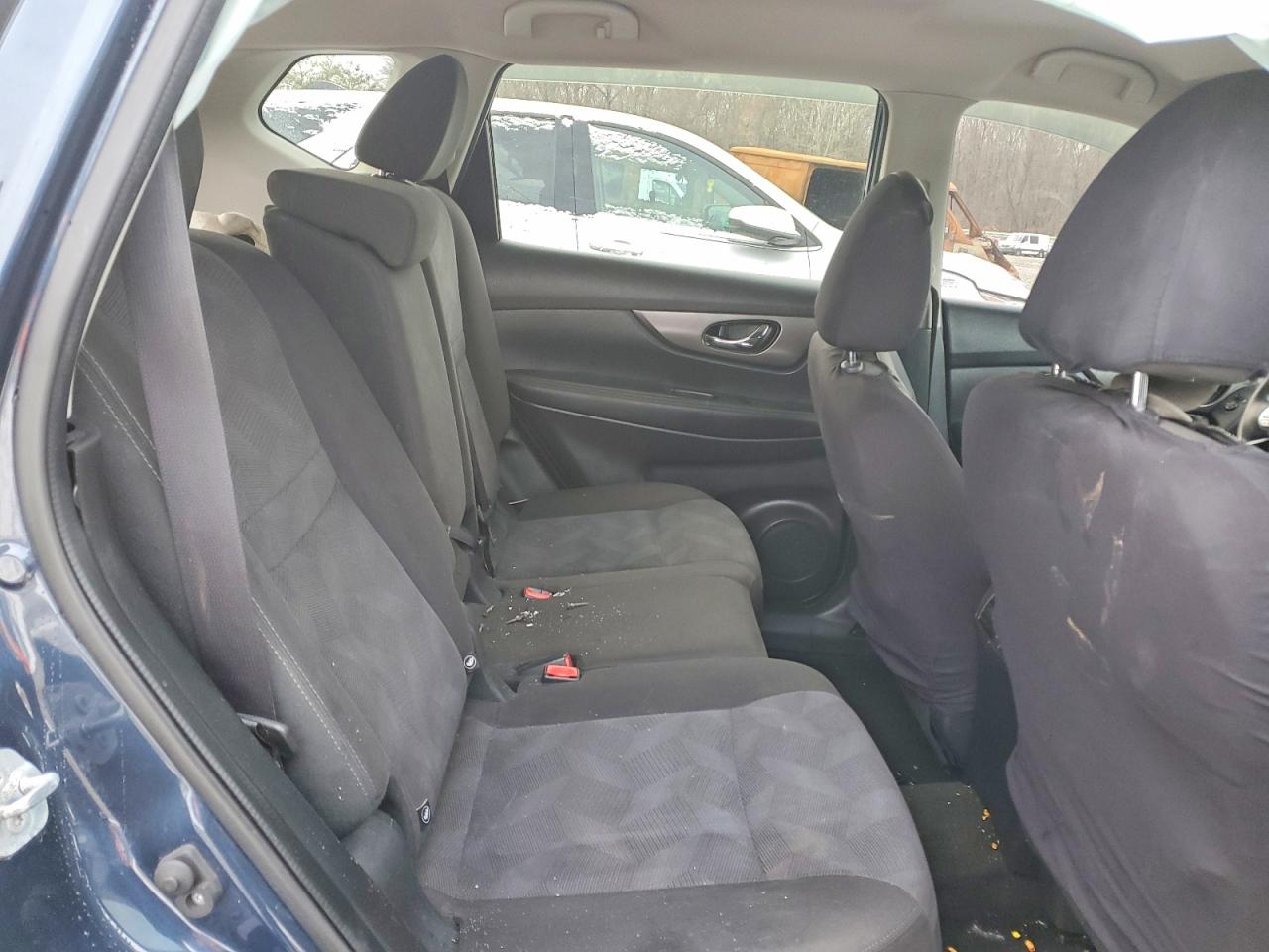 2016 NISSAN ROGUE S photo 10