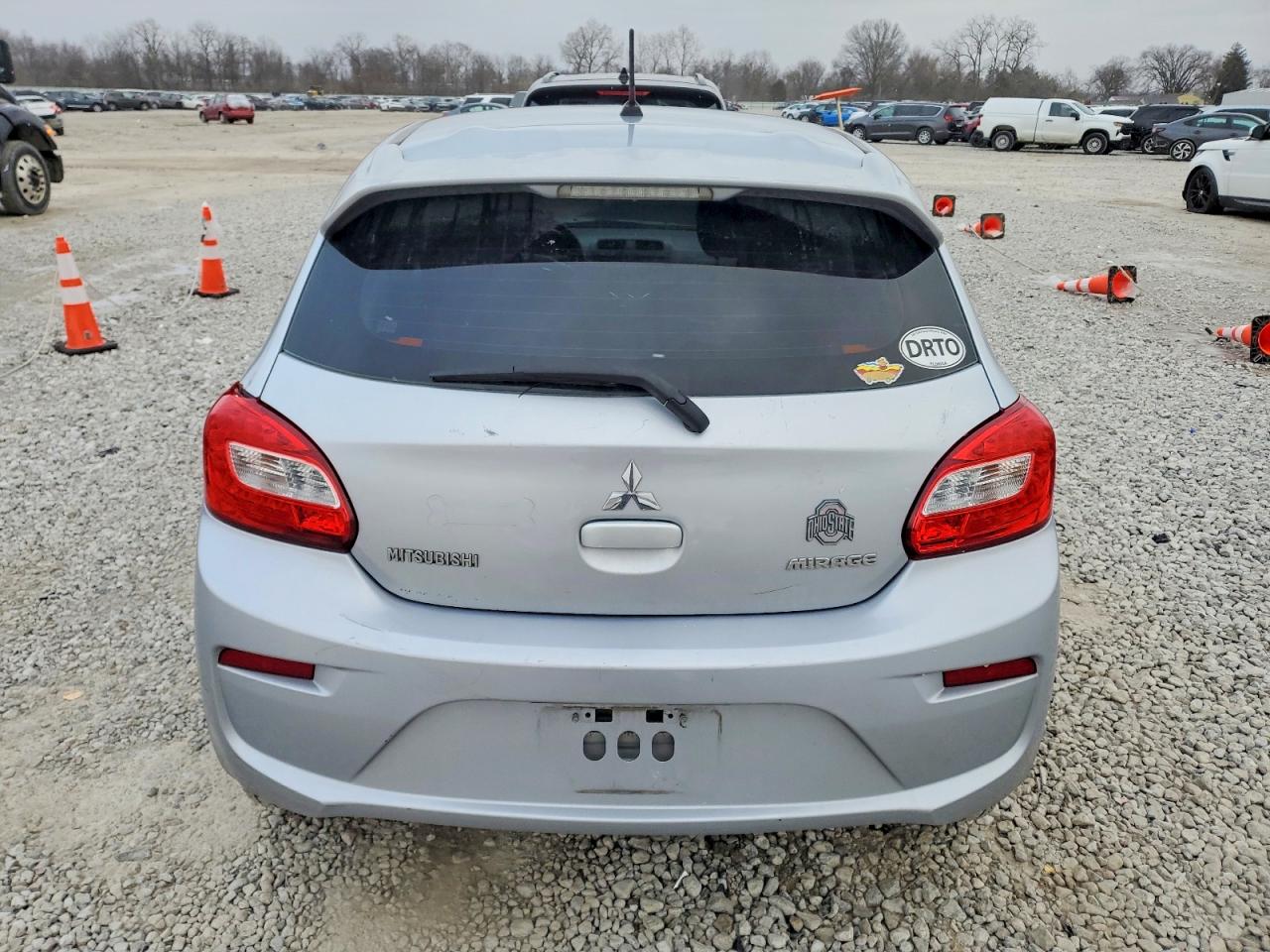 2017 MITSUBISHI MIRAGE ES photo 6