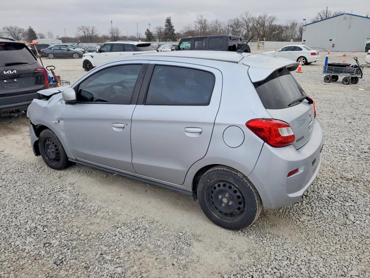 2017 MITSUBISHI MIRAGE ES photo 2
