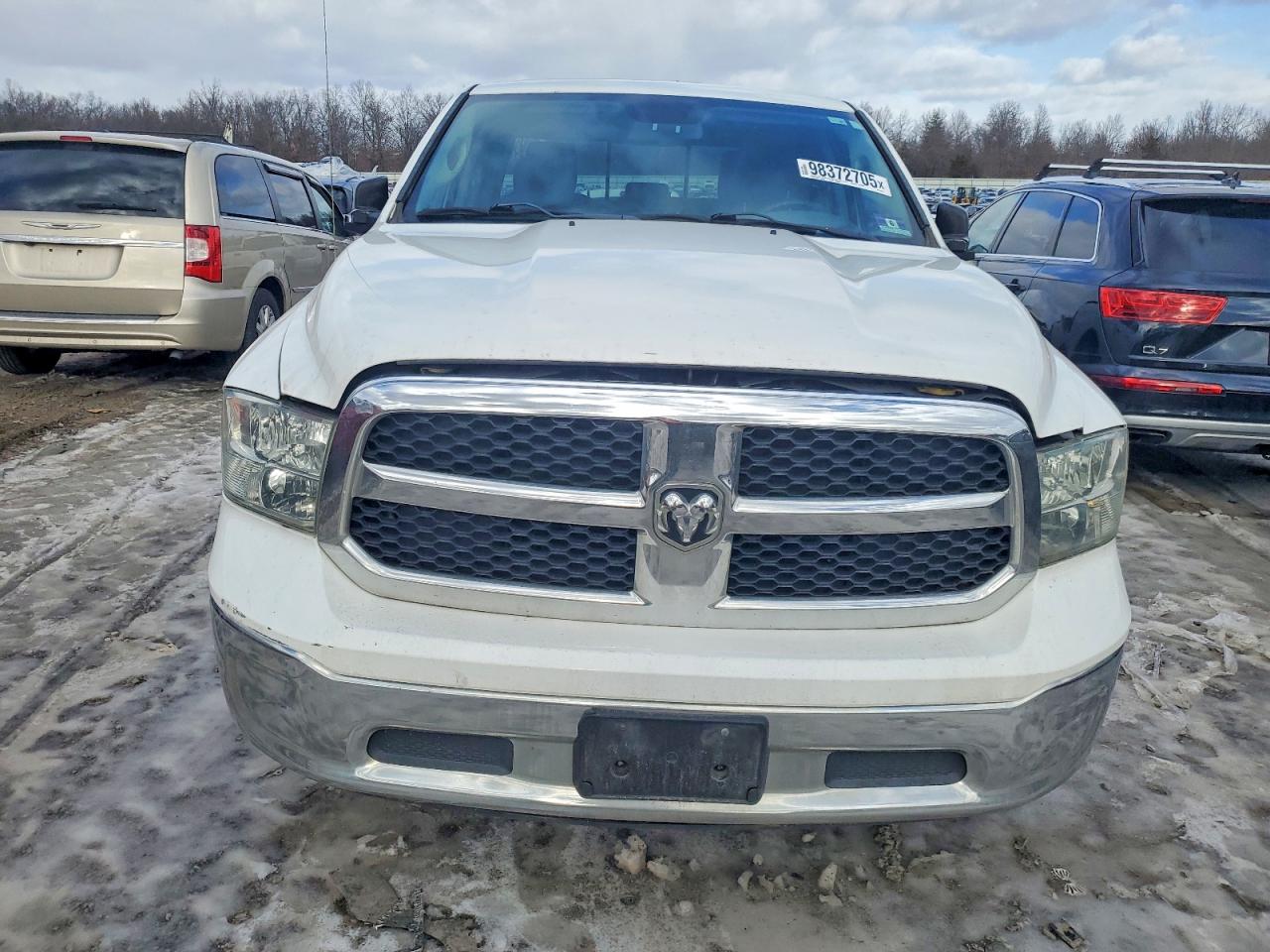 2015 RAM 1500 SLT photo 5