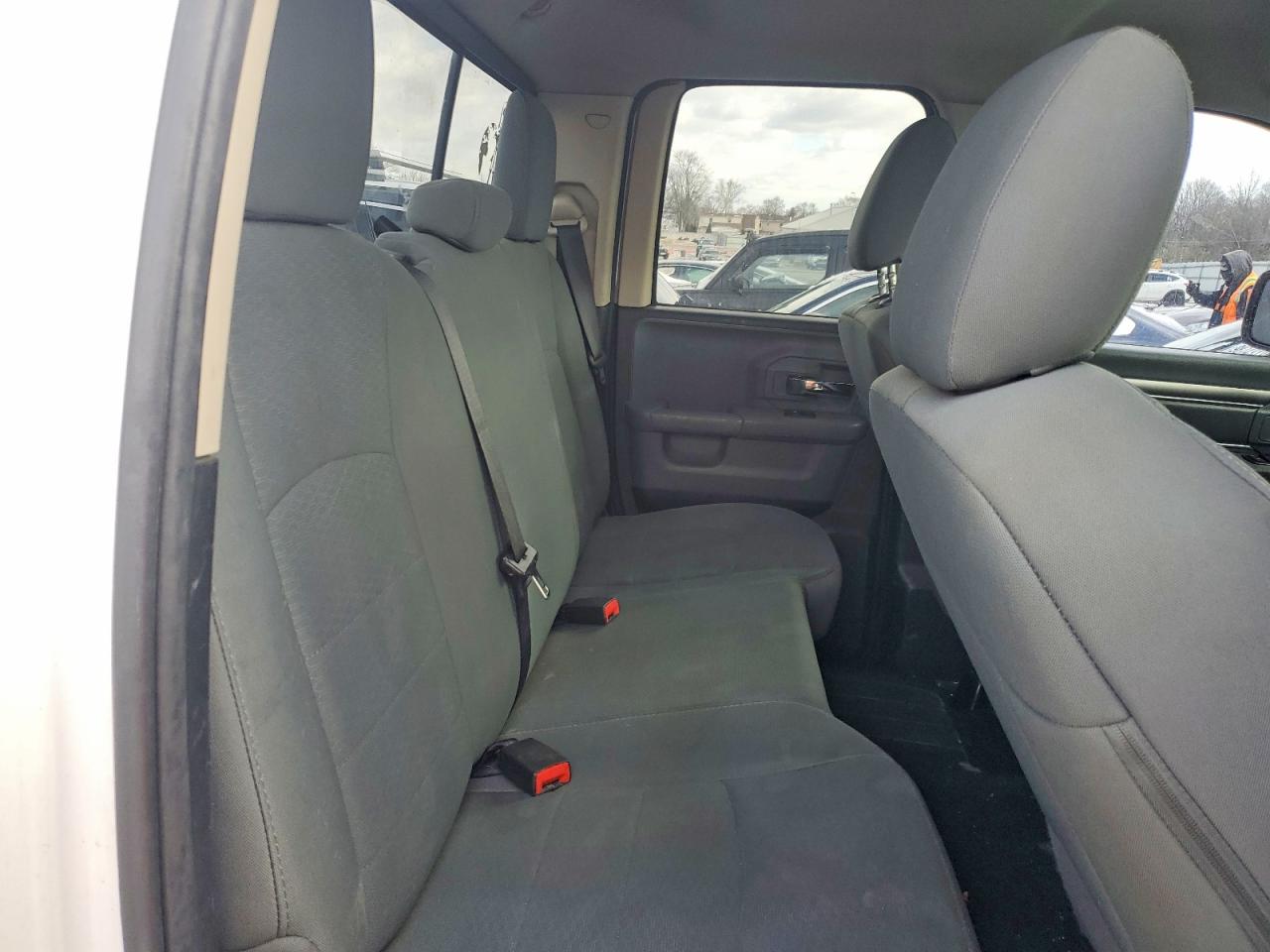 2015 RAM 1500 SLT photo 10