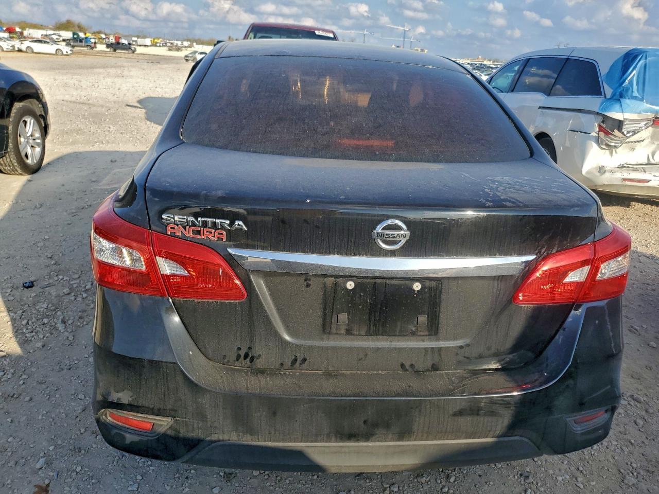 2019 NISSAN SENTRA S photo 6