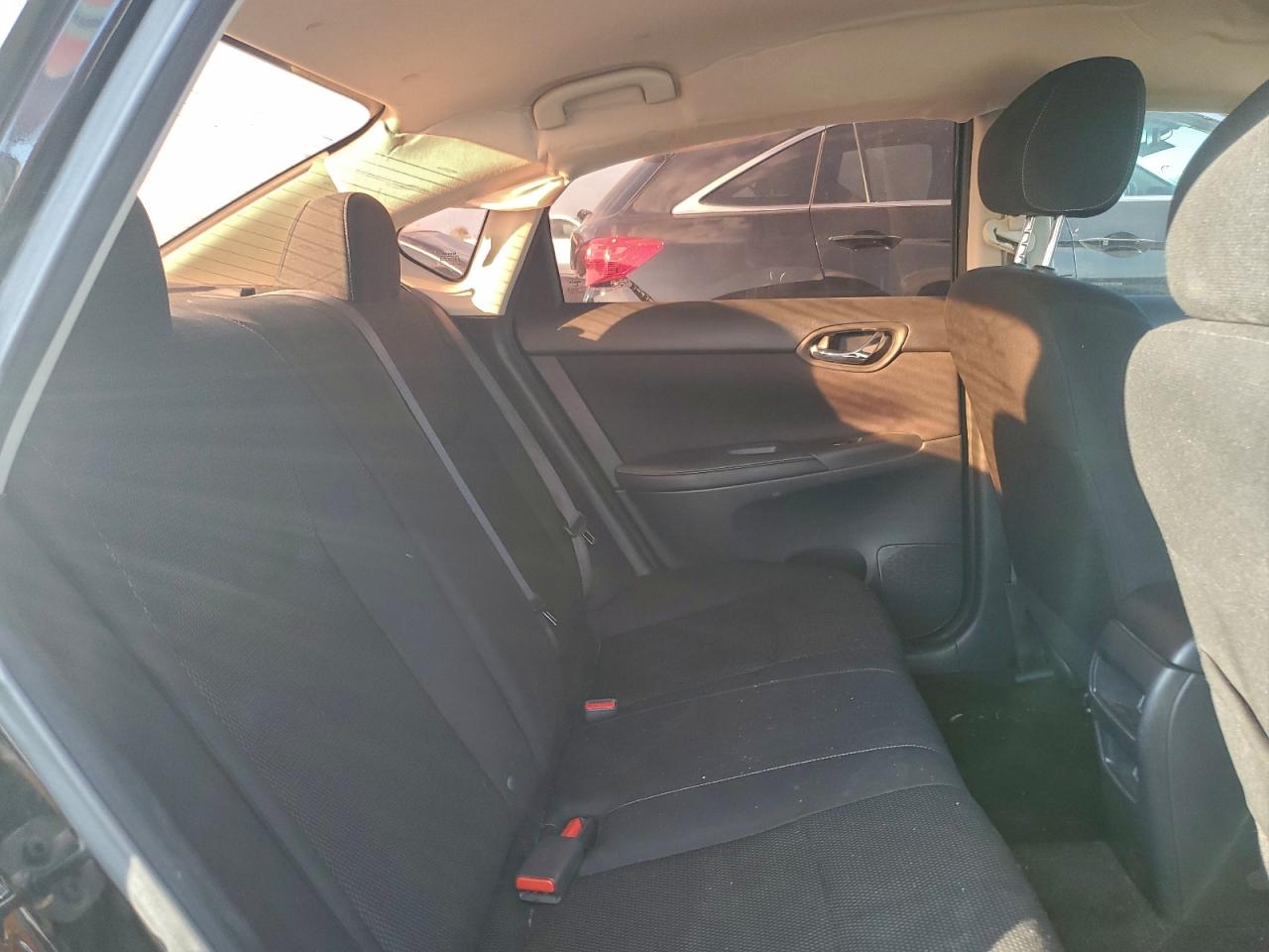 2019 NISSAN SENTRA S photo 10