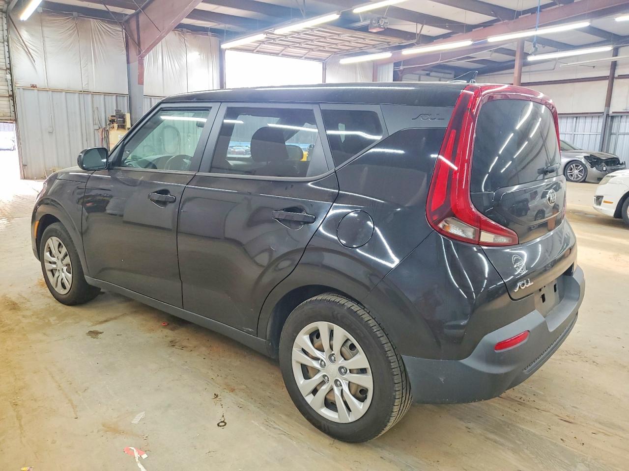 2020 KIA SOUL LX photo 2