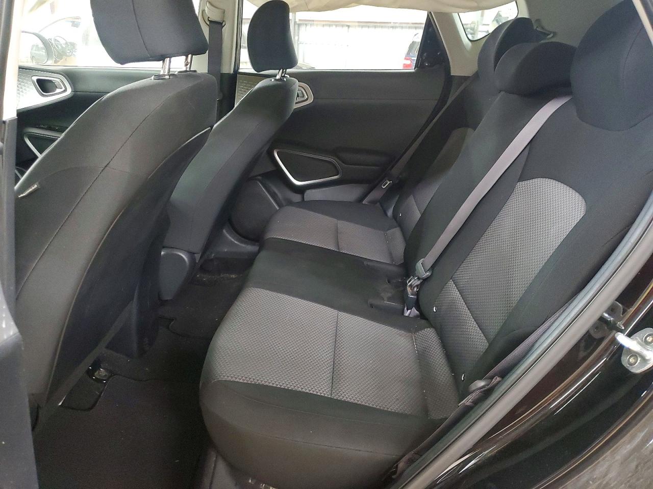 2020 KIA SOUL LX photo 10