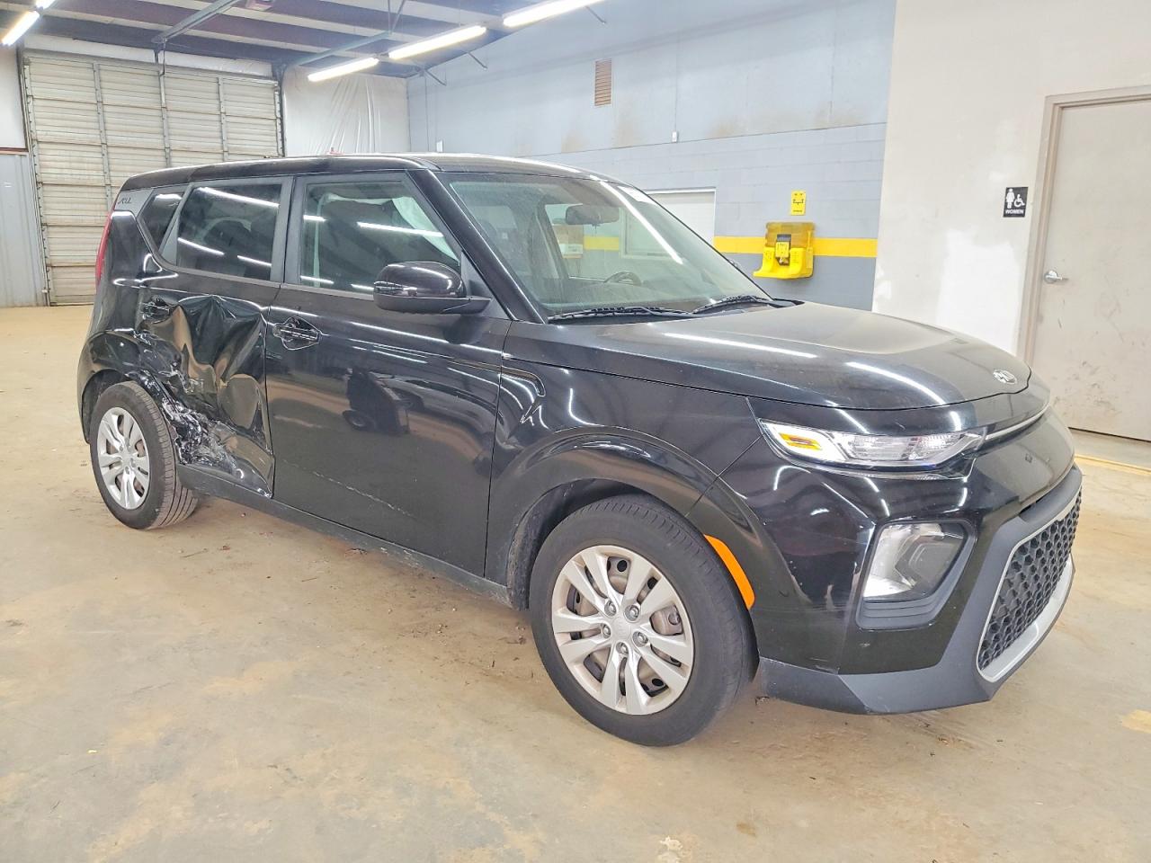 2020 KIA SOUL LX photo 4