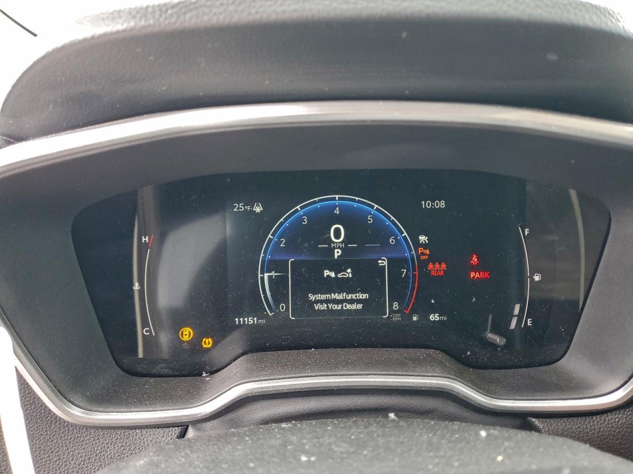 2024 TOYOTA COROLLA CROSS XLE photo 9