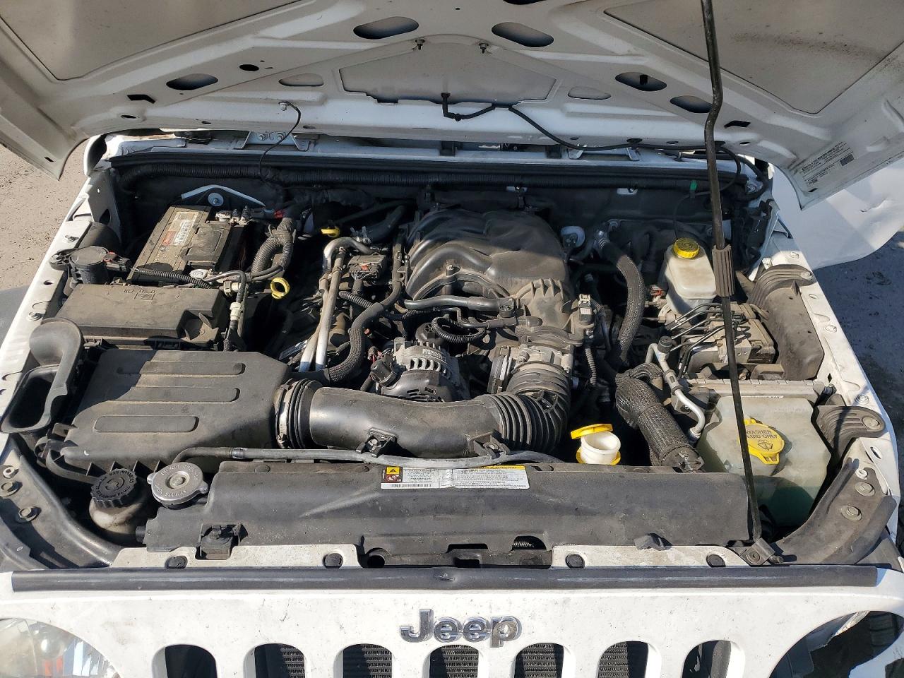 2012 JEEP WRANGLER SPORT photo 11