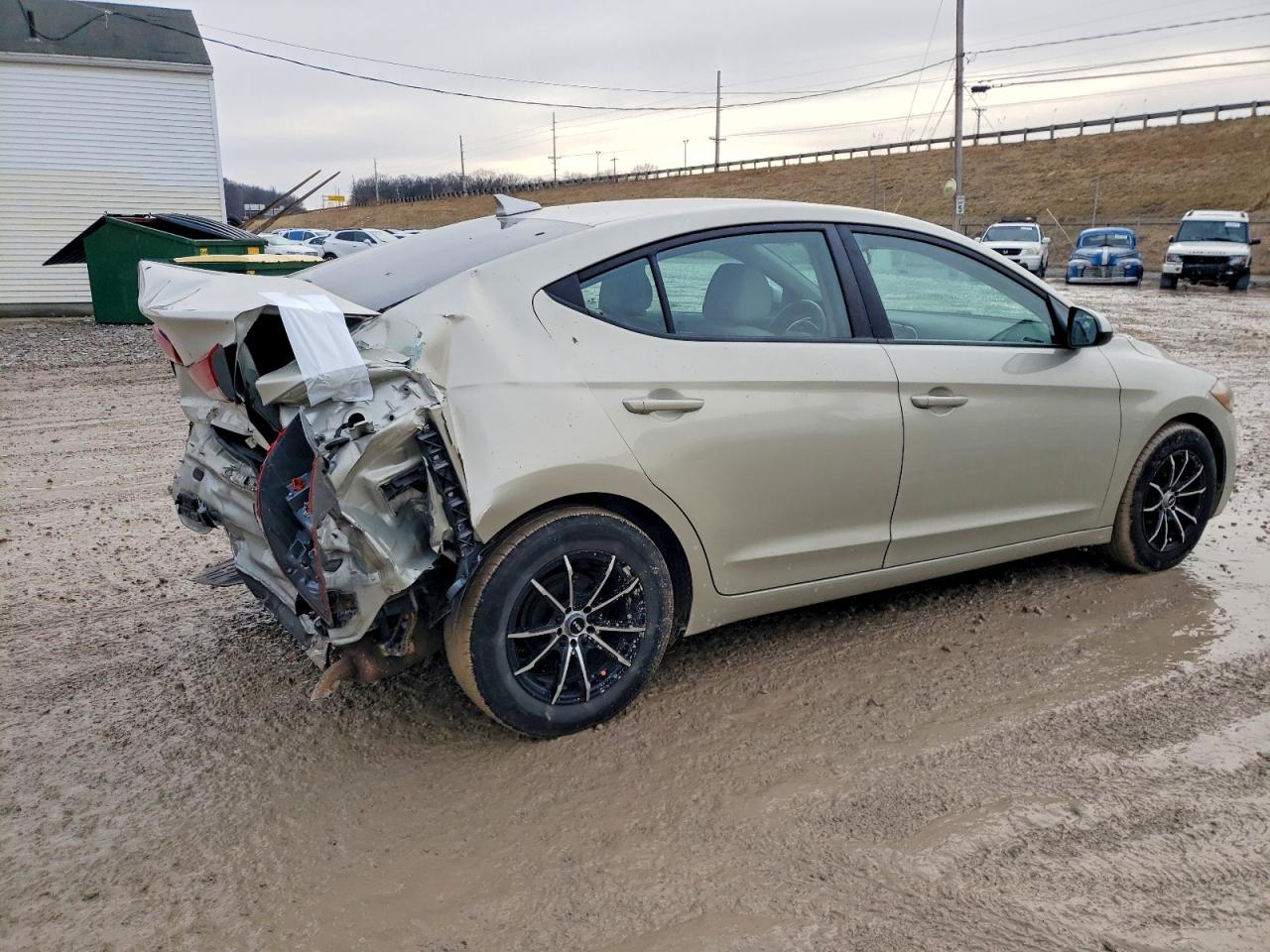 2017 HYUNDAI ELANTRA SE photo 3