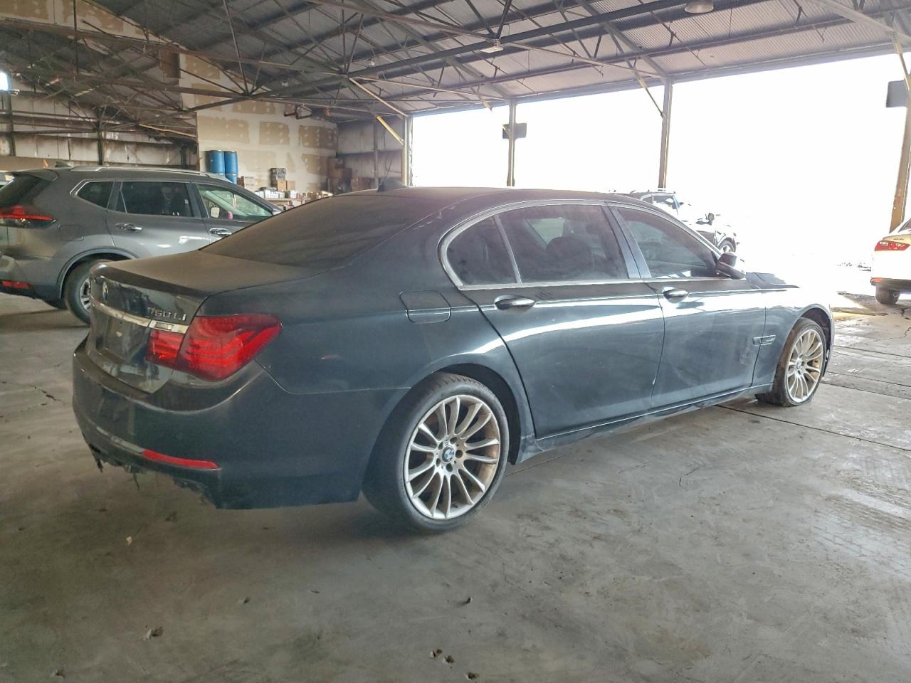2013 BMW 750 LXI photo 3