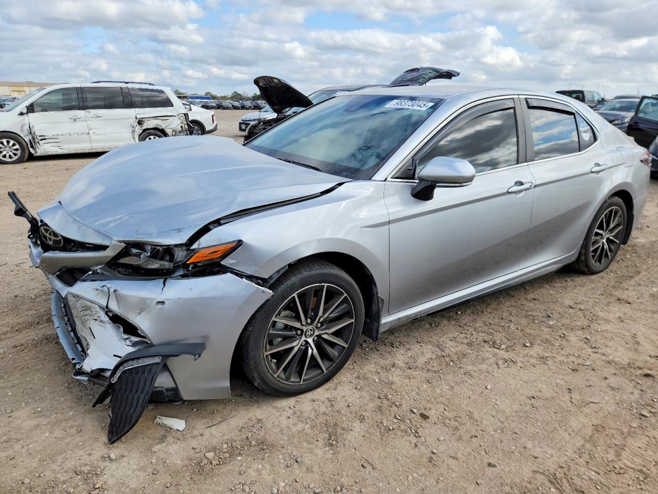 2023 TOYOTA CAMRY