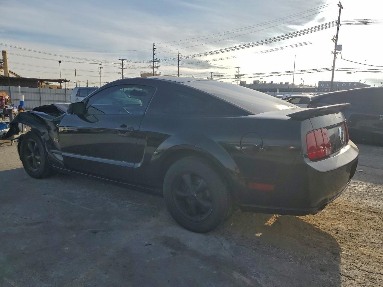 2008 FORD MUSTANG GT photo 2