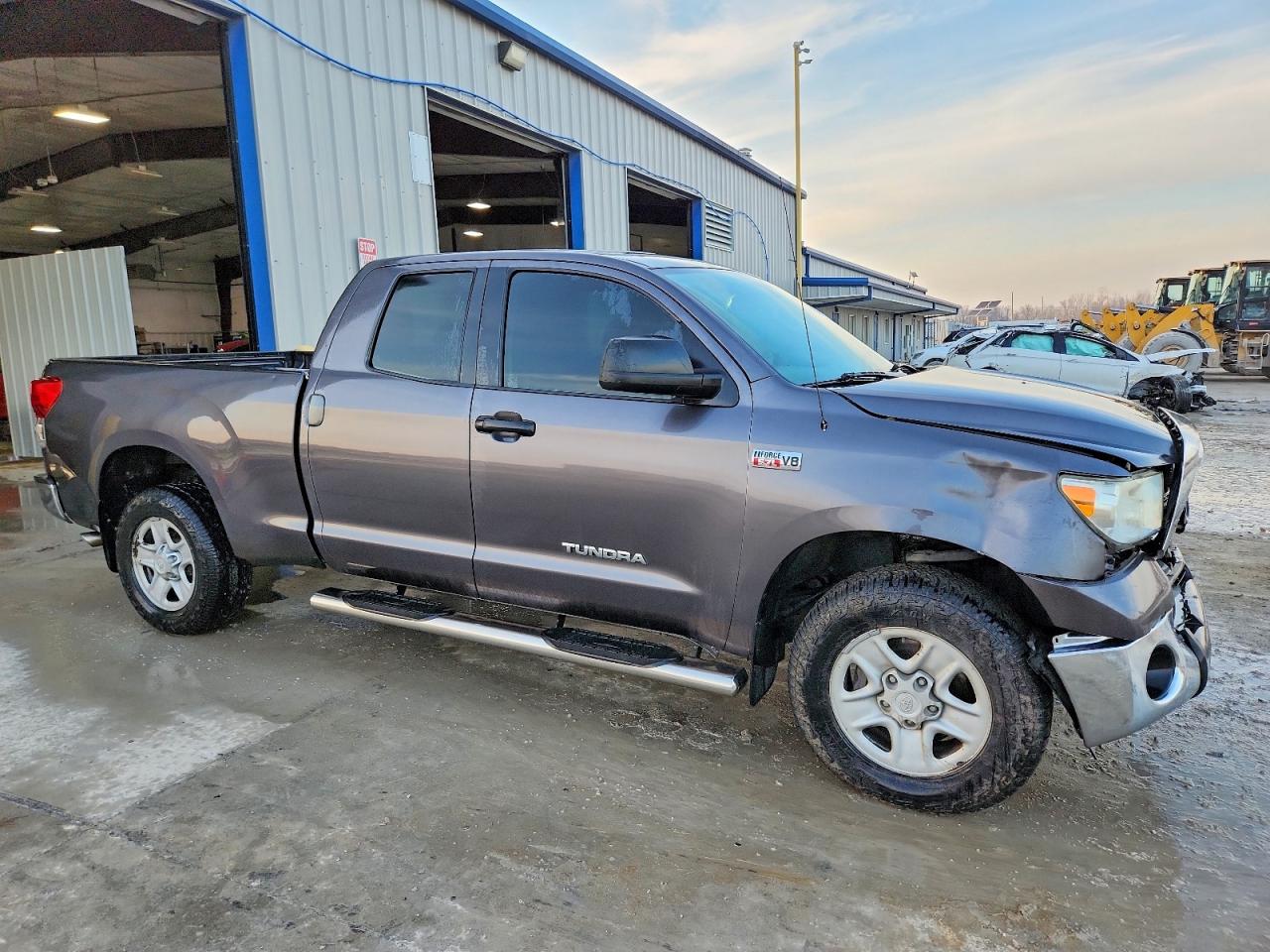 2011 TOYOTA TUNDRA GRADE photo 4