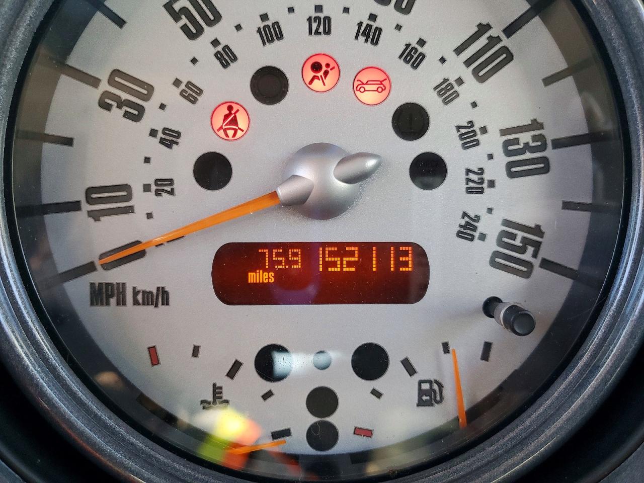 2004 MINI COOPER S photo 9