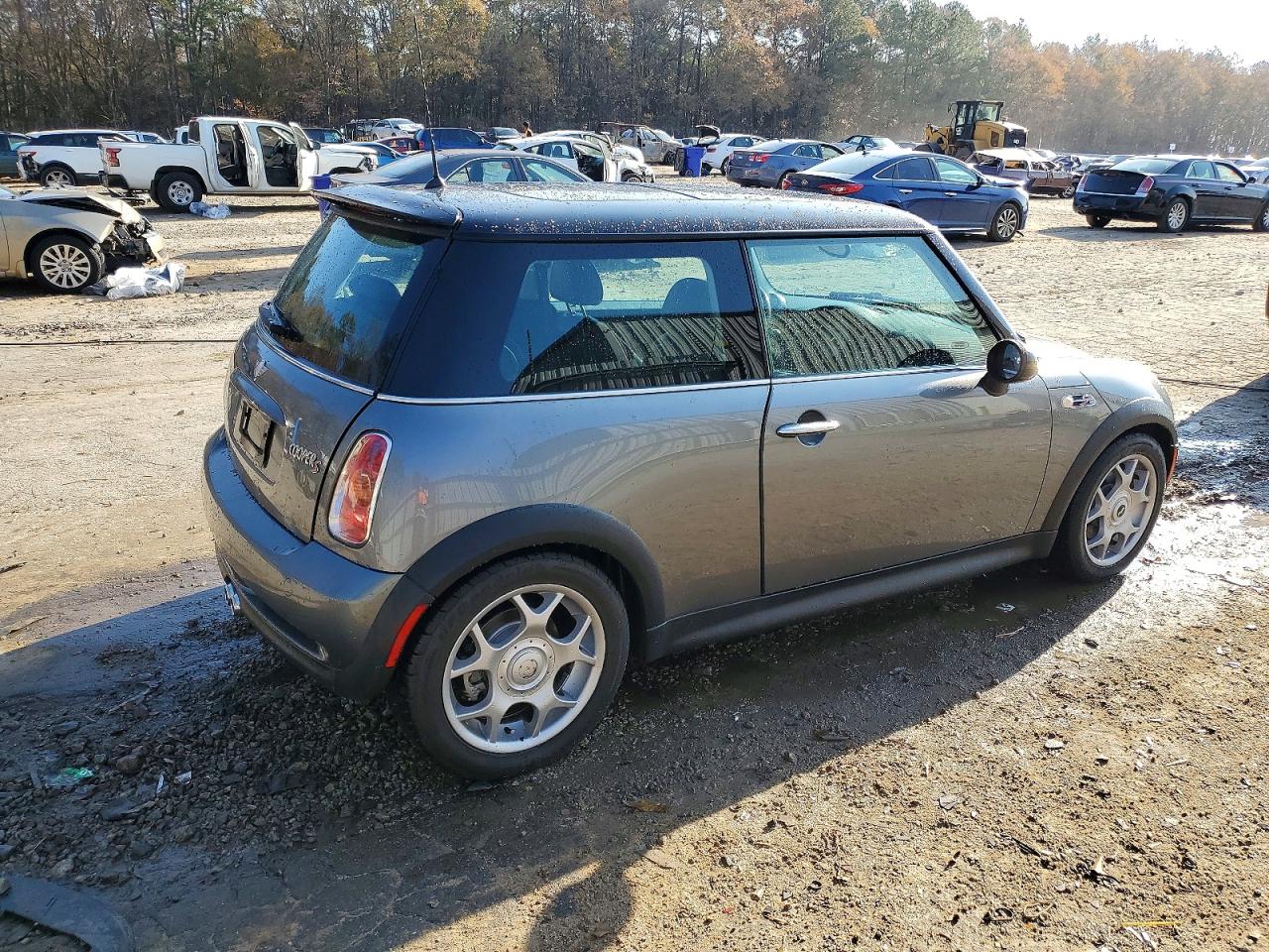 2004 MINI COOPER S photo 3