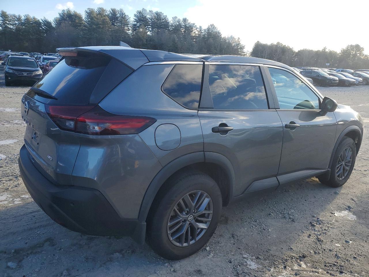 2021 NISSAN ROGUE S photo 3