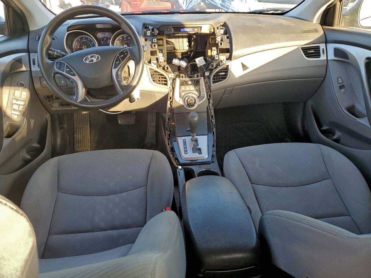 2013 HYUNDAI ELANTRA GLS photo 8