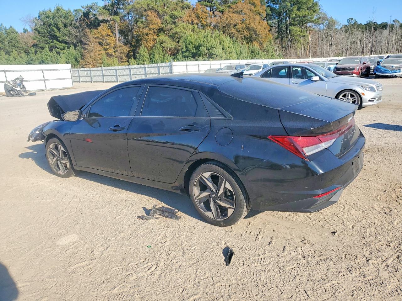2023 HYUNDAI ELANTRA SEL photo 2