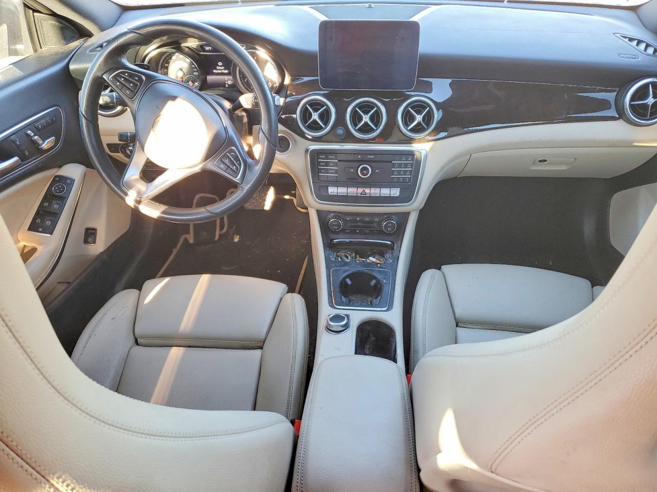 2018 MERCEDES-BENZ CLA 250 4MATIC photo 8