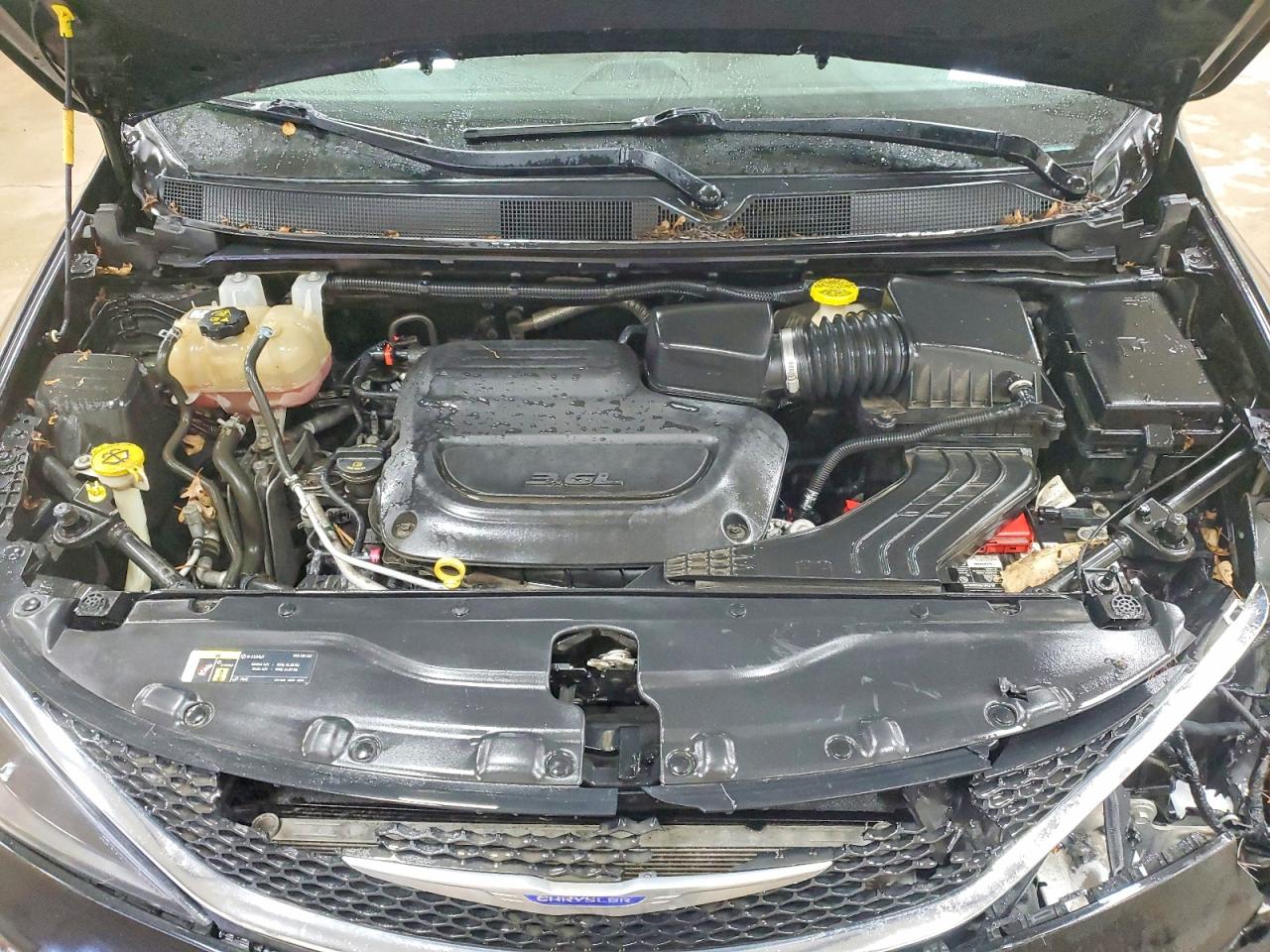 2020 CHRYSLER VOYAGER LXI photo 12