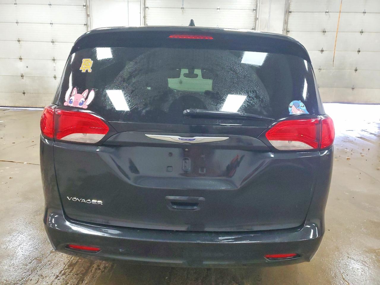 2020 CHRYSLER VOYAGER LXI photo 6