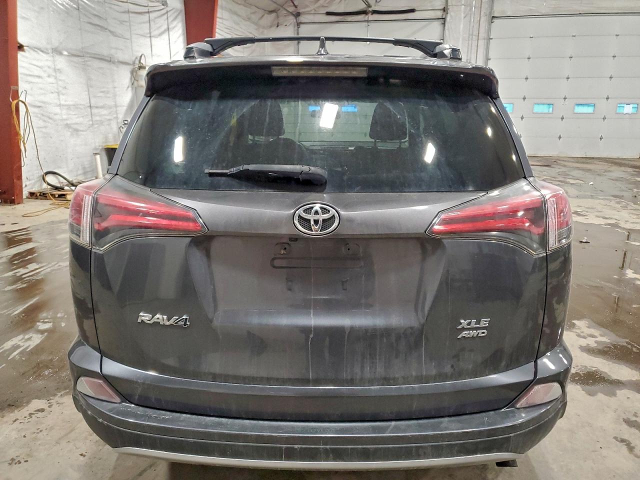 2018 TOYOTA RAV4 ADVENTURE photo 6