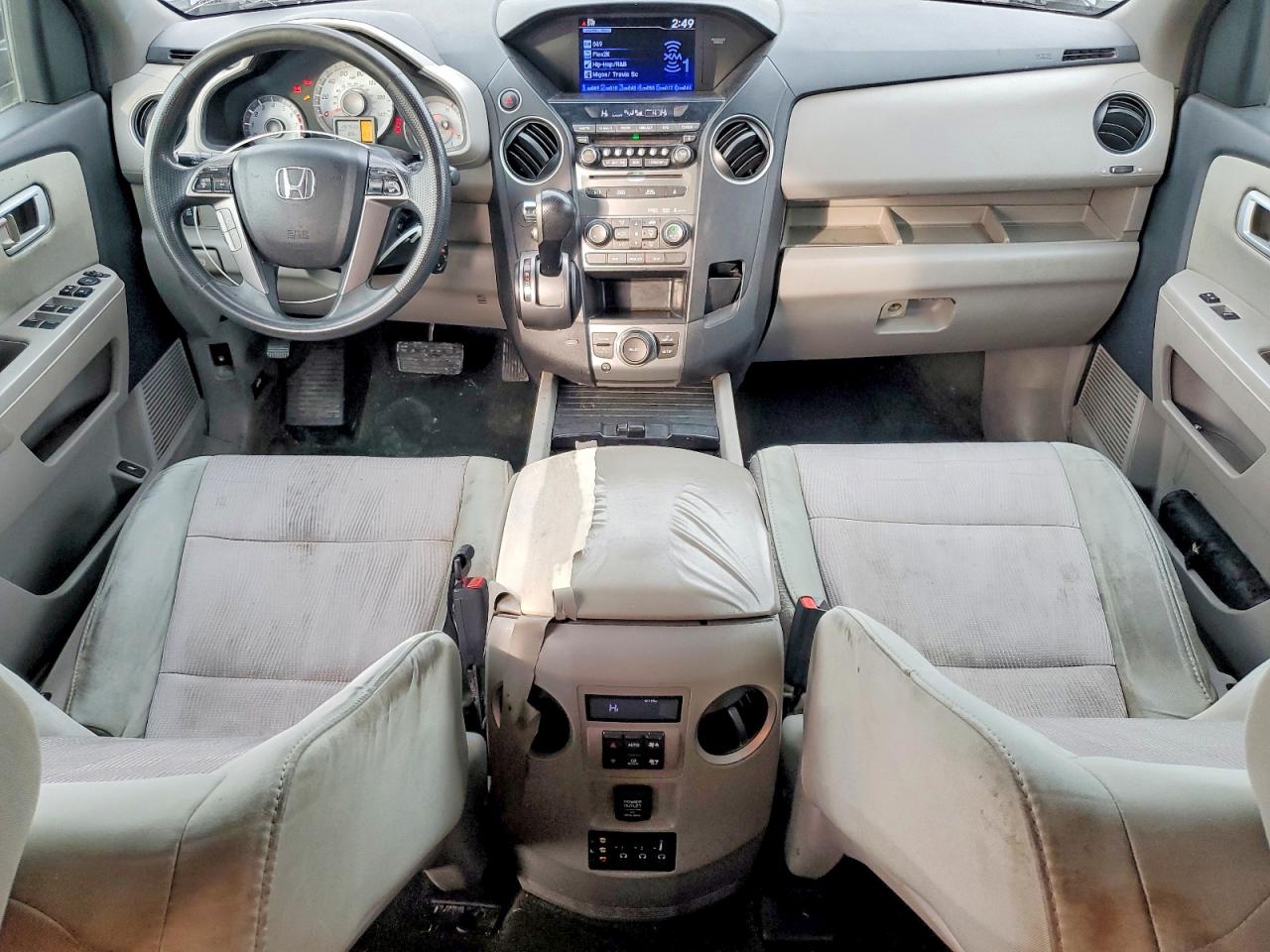 2015 HONDA PILOT SE photo 8