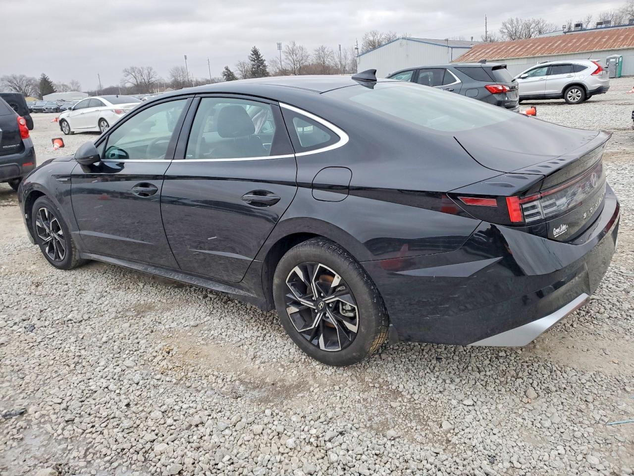 2025 HYUNDAI SONATA SEL photo 2